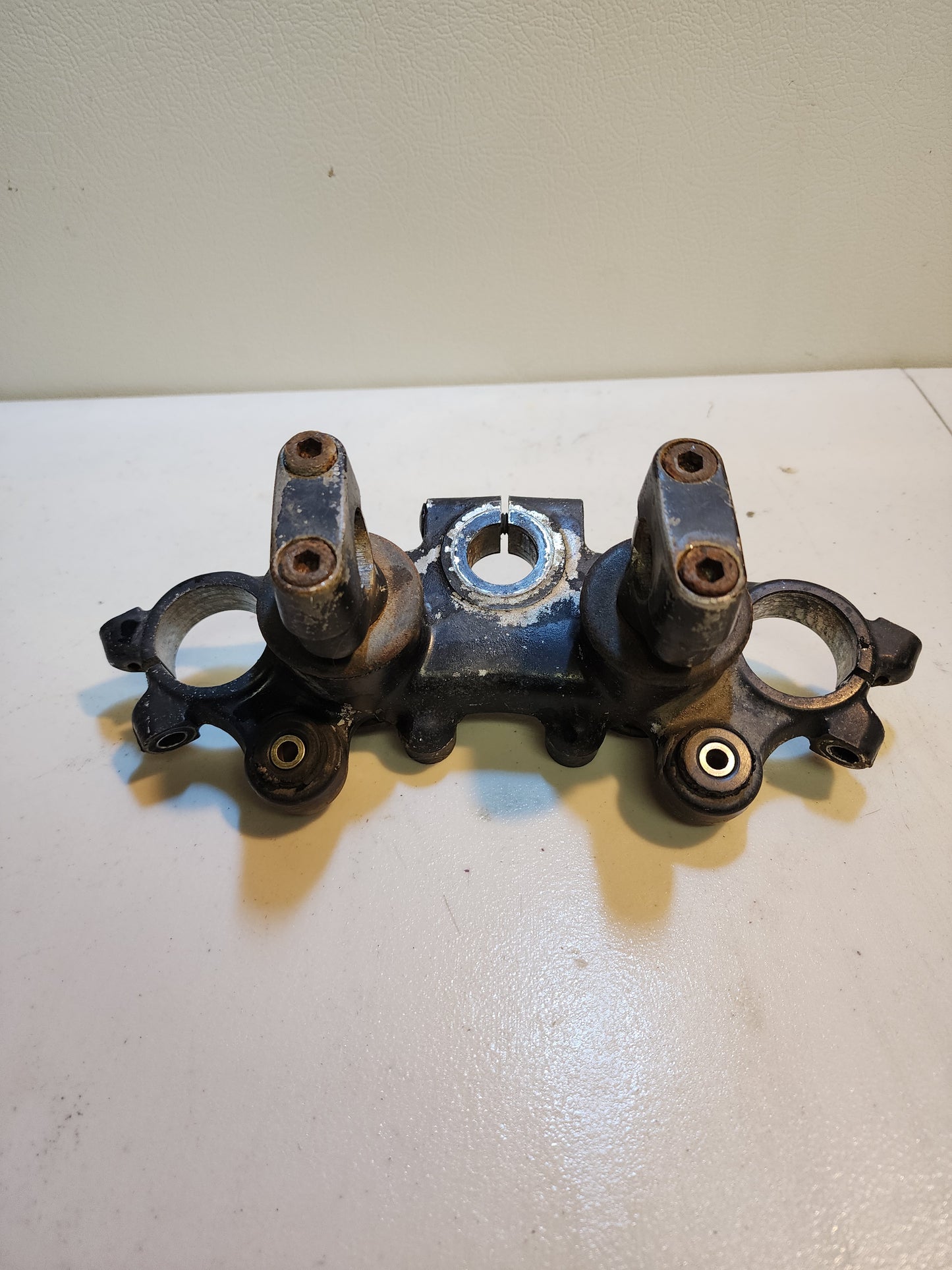 1978 Yamaha XS750SE Handle Crown 2G2-23435-00-98