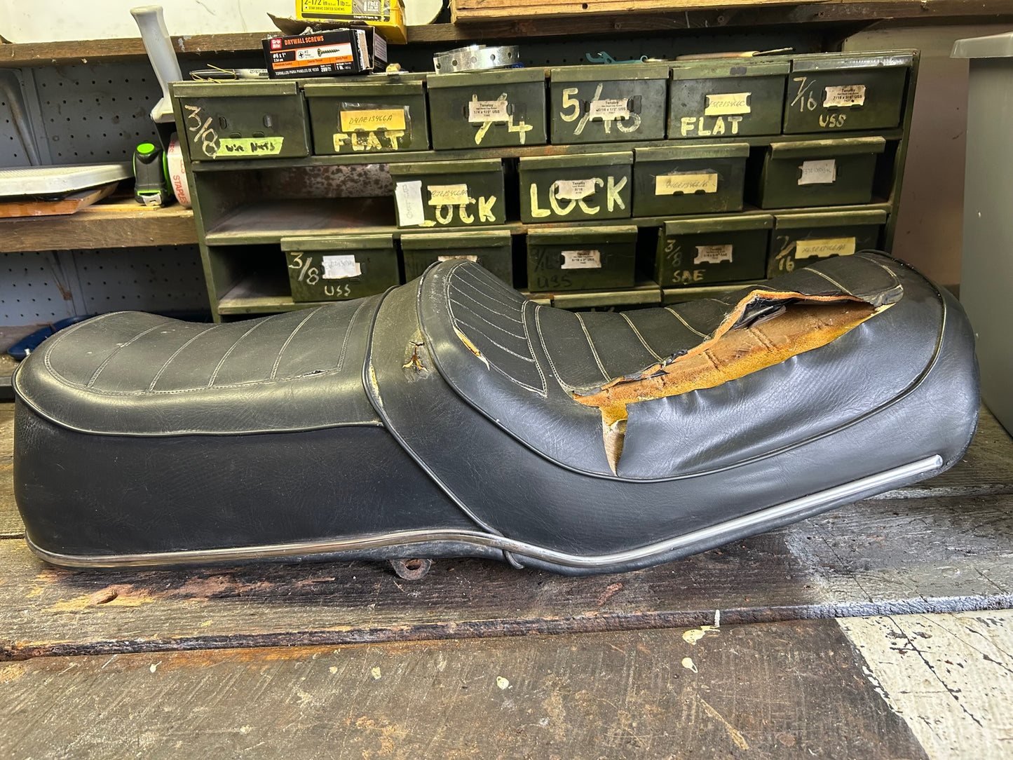 79, 80, 81 Honda CB750K Seat 77200-425-770