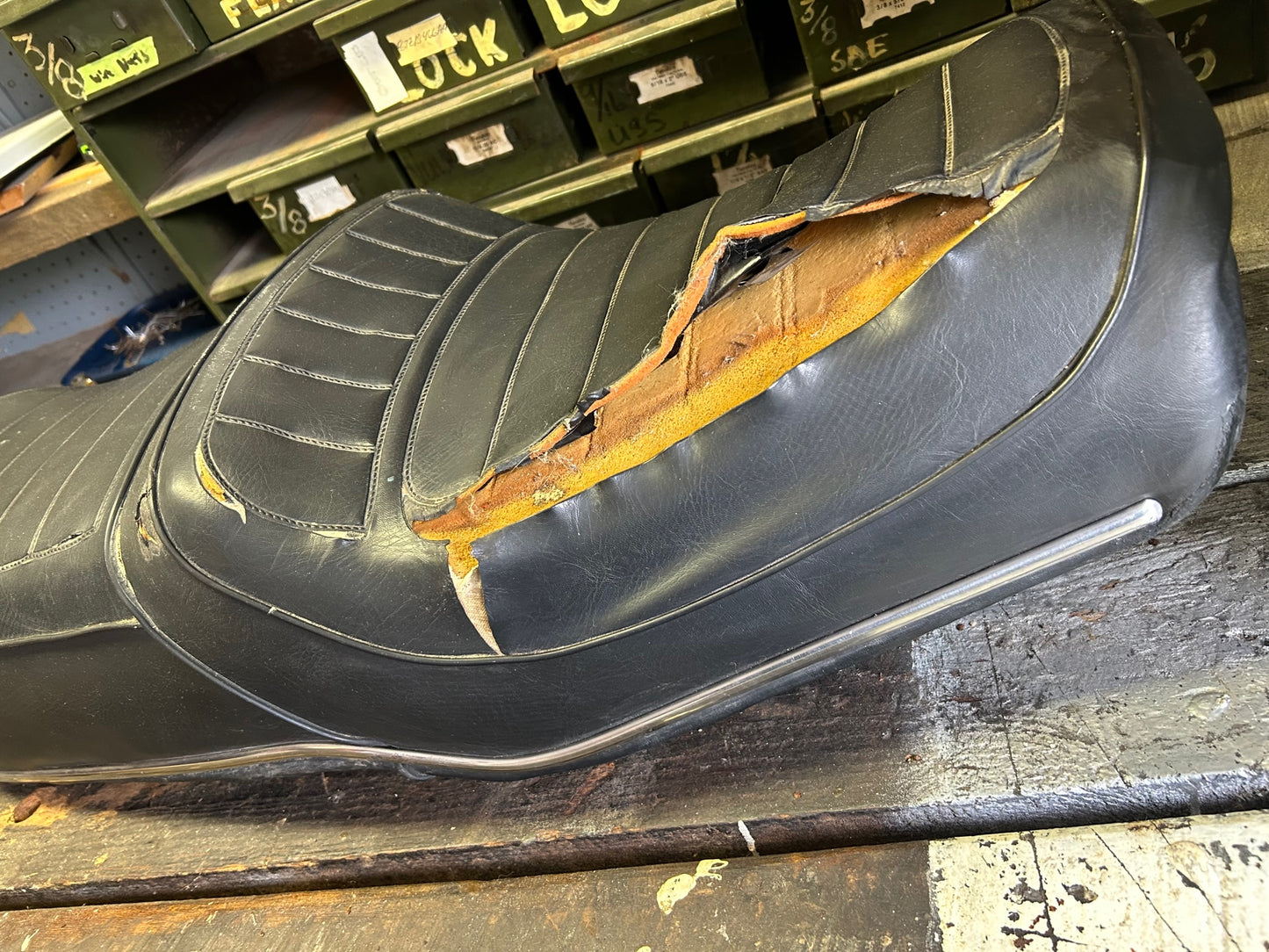 79, 80, 81 Honda CB750K Seat 77200-425-770