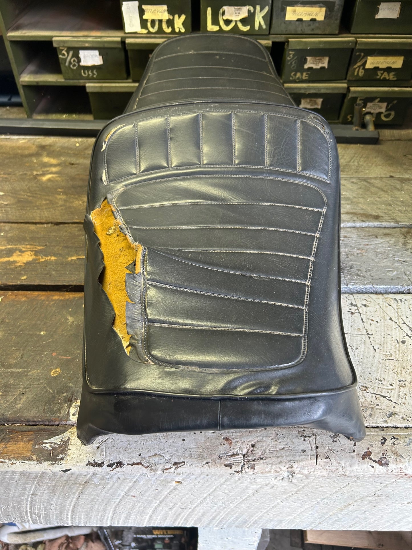 79, 80, 81 Honda CB750K Seat 77200-425-770