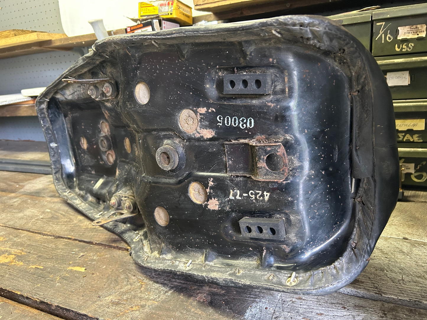79, 80, 81 Honda CB750K Seat 77200-425-770