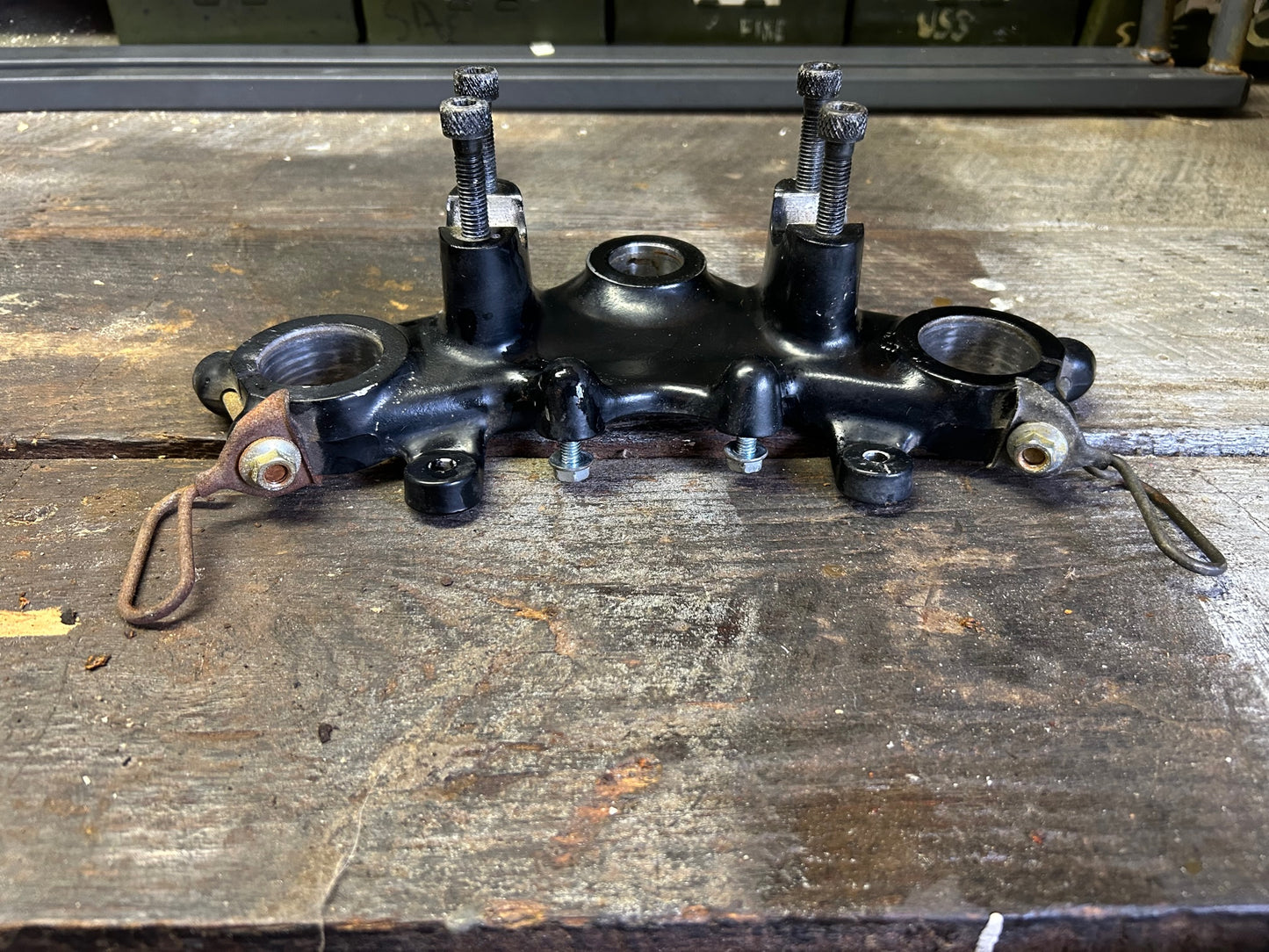 1981 Honda CB750K Fork Top Bridge 53230-MA4-670