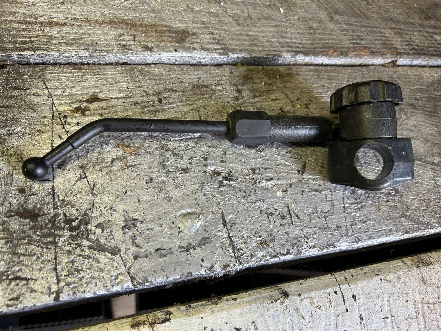 Quickset Windshield Mounting Brackets off 81 CB750K