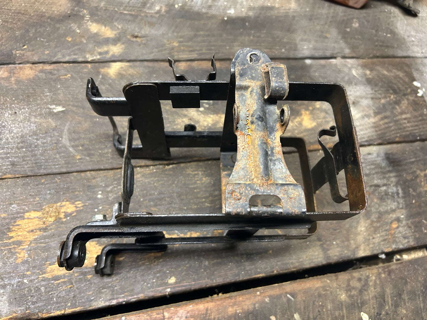 79, 80, 81 Honda CB750K Battery Box 50320-MA4-670