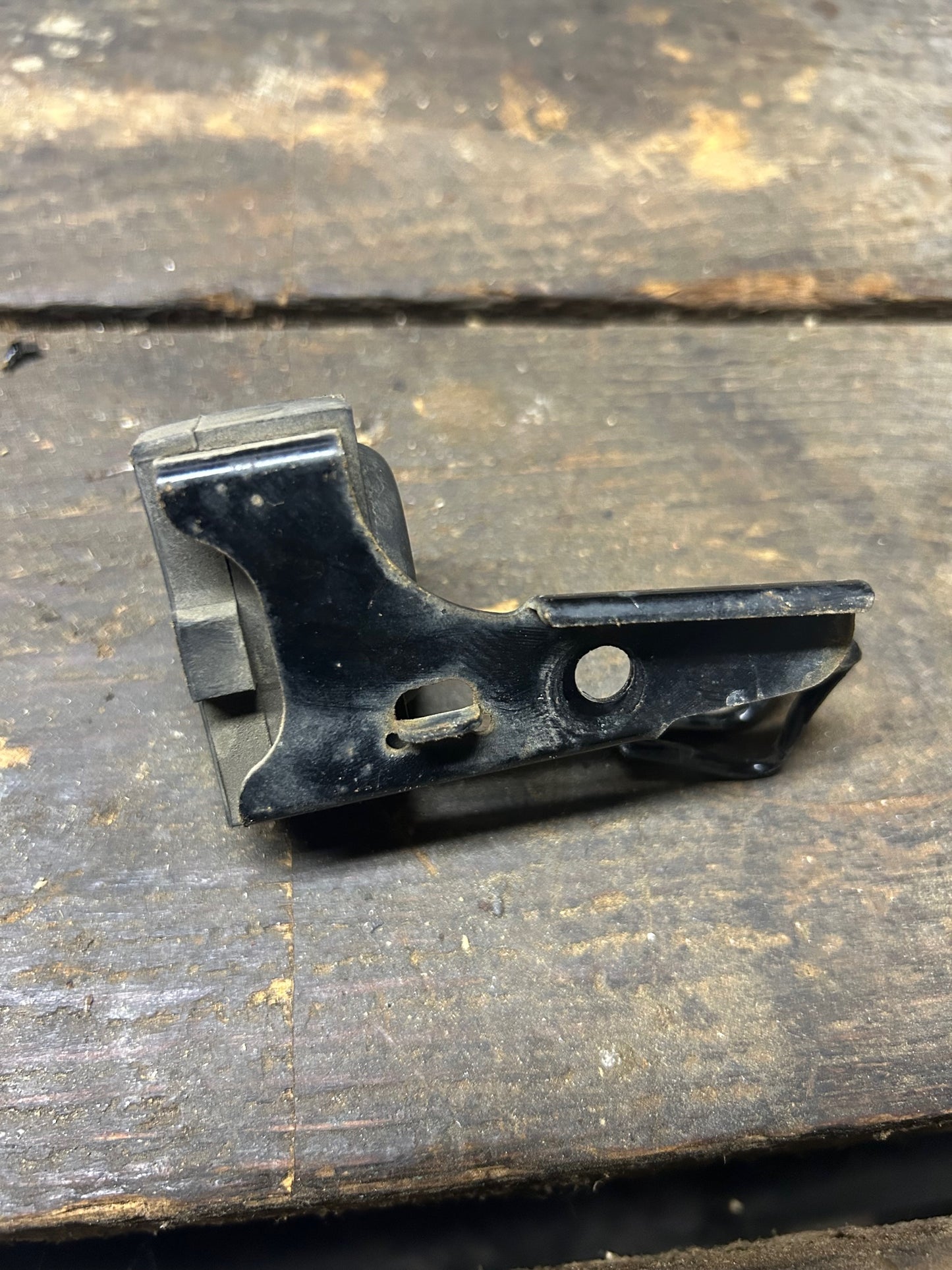 79, 80, 81 Honda CB750K Starter Magnetic Switch Stay 35851-425-010