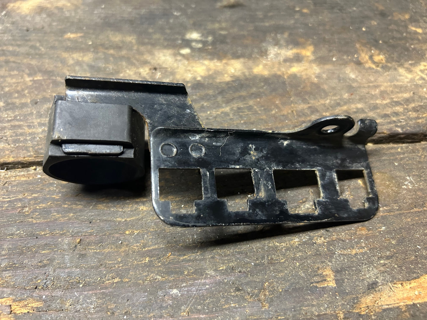 79, 80, 81 Honda CB750K Connector Holder 32412-425-000 and 38306-438-000
