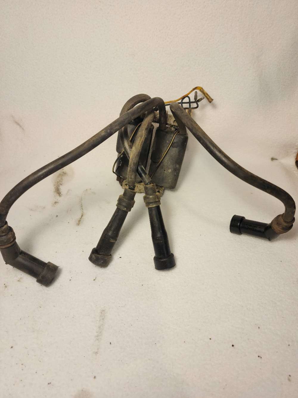COIL ASSY IGNITION 30500-300-013 1972 Honda CB750 Used
