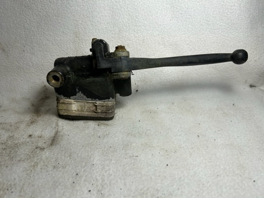 1979 CB750 K Front Brake Master Cylinder Assy.  45500-413-872 With Oil Cup 45511-422-016 w Lever